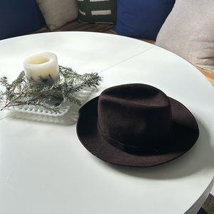 EUC 100% wool brown Nordstrom hat